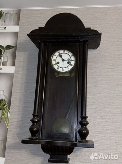 Часов Gustav Beker