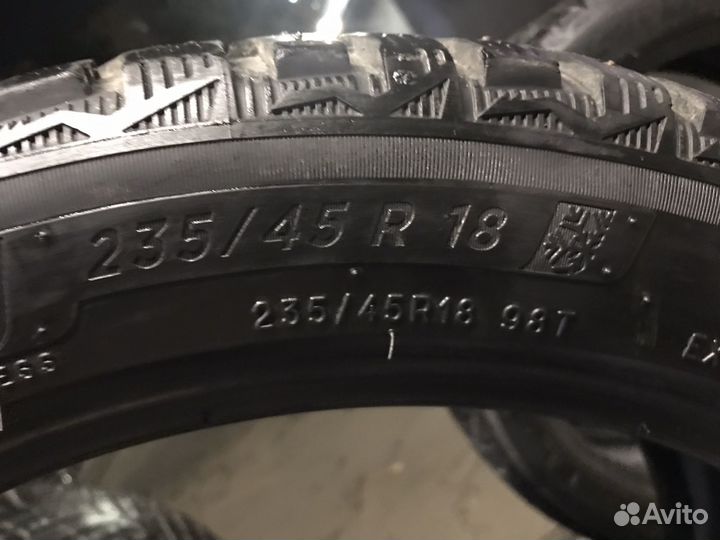 Michelin X Radial LT 235/45 R18 98