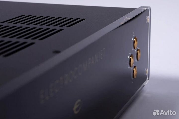 Интегральный усилитель electrocompaniet ECI 80D black