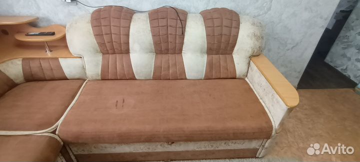 Большой угловой диван бу