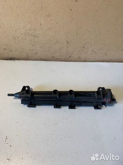 Топливная рампа Volkswagen Jetta 5 BSE