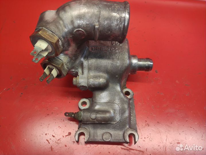 Корпус термостата Discovery 1 2.5 300TDI 1989-1998