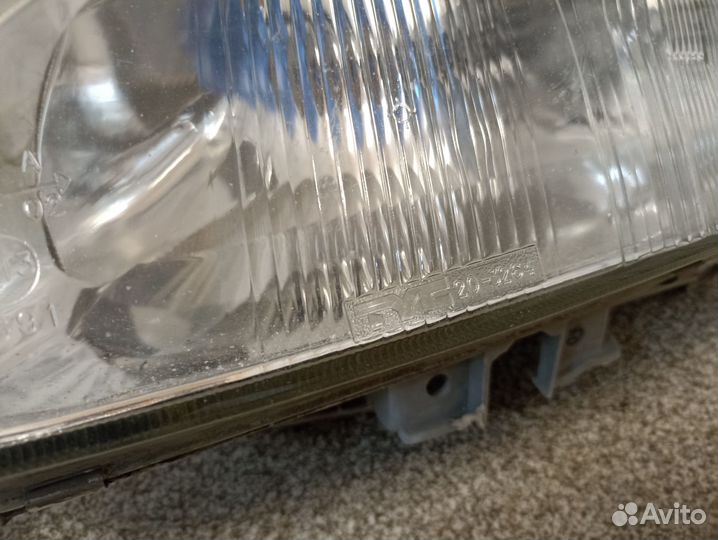 Фара для Renault Laguna 1
