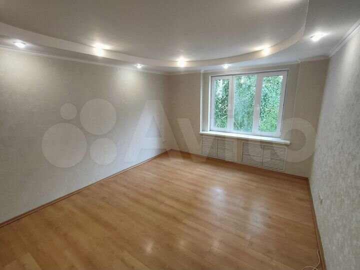 3-к. квартира, 54 м², 4/9 эт.