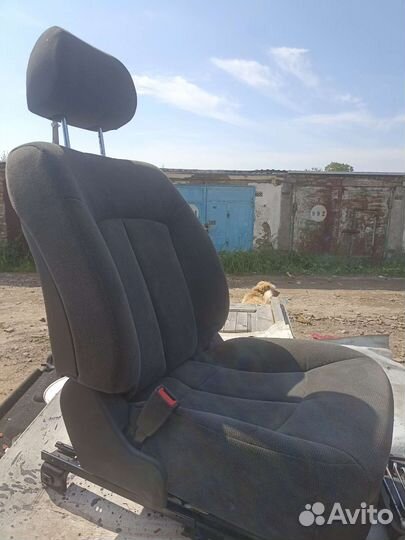 Сидение переднее пассажирское правое