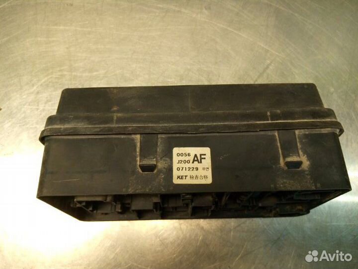 Блок предохранителей Chevrolet Lacetti J200 F16D3