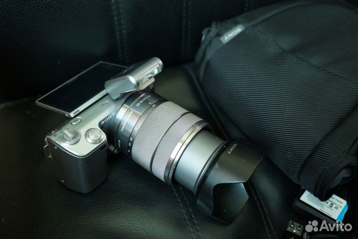 Sony NEX-5 (APS-C 1920x1080 Sony E)