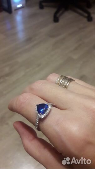 Серебряное кольцо