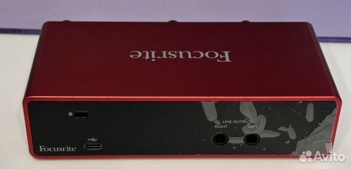 Звуковая карта focusrite scarlett 2i2