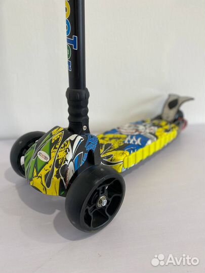 Самокат детский трехколесный 231А