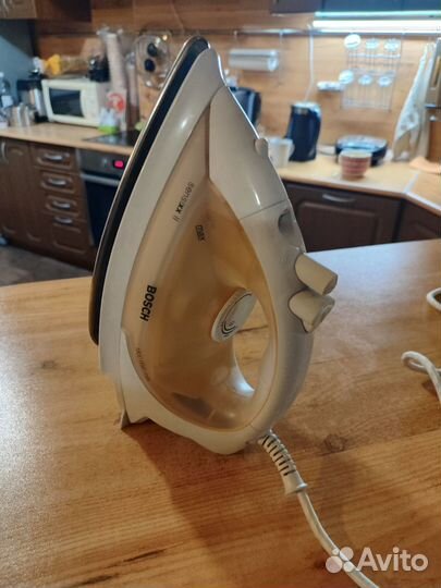 Утюг Bosch-TDA2135
