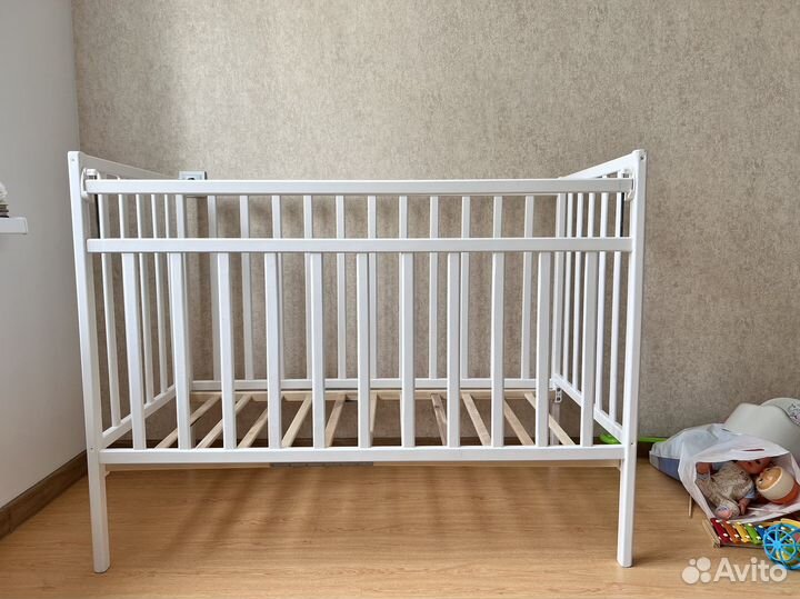 Детская кровать с матрасом