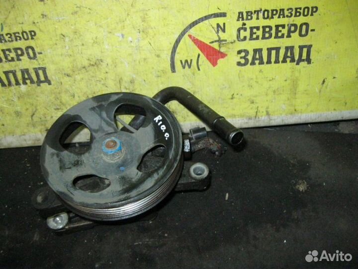 Насос гидроусилителя руля Kia Rio QB G4FA 2011