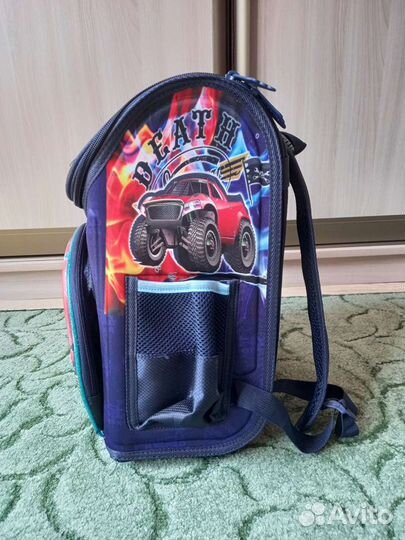 Школьный рюкзак