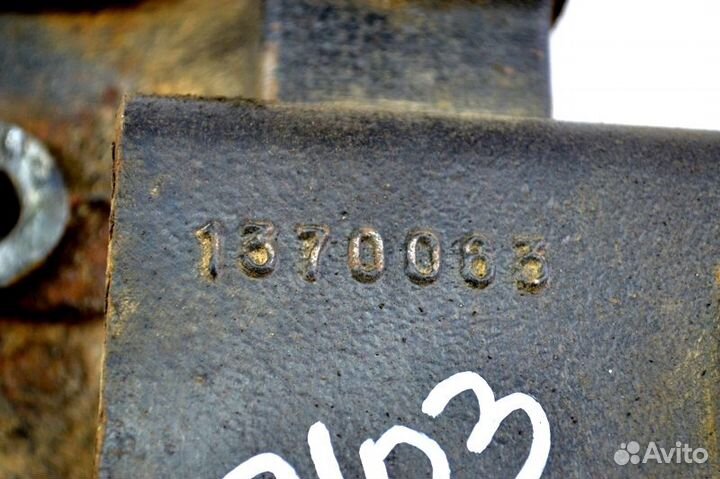 Кронштейн переднего бампера, левый DAF CF85 (01.01