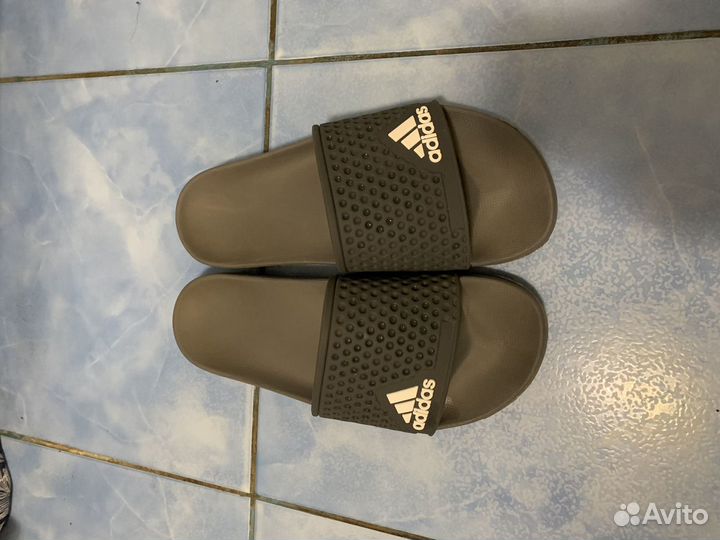 Тапочки adidas 40 размер