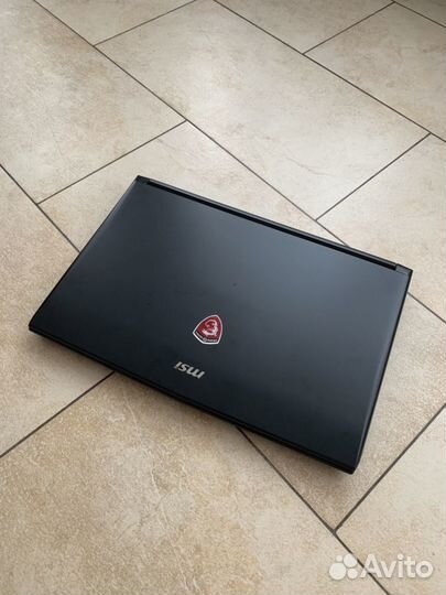 Игровой ноутбук MSI GL72 7RD