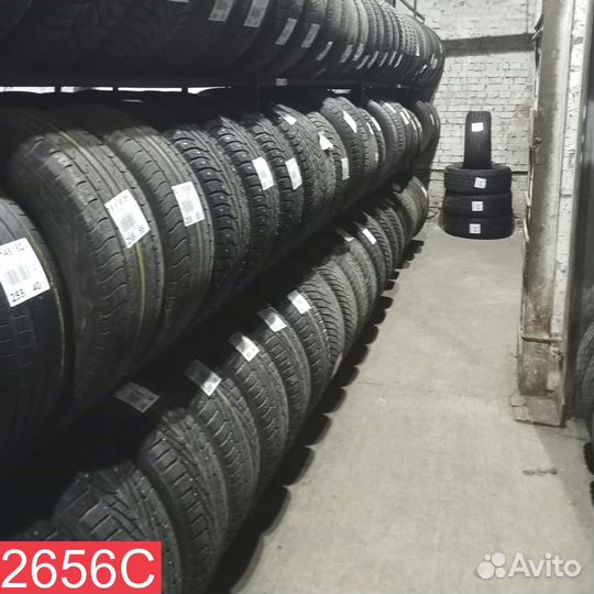 Goodyear Ice Navi Zea II 215/45 R17 83M