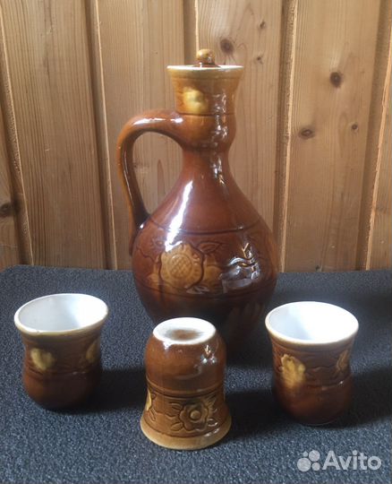 Бокалы чашки сервизы