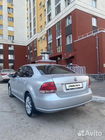 Volkswagen Polo 1.6 AT, 2011, 123 600 км