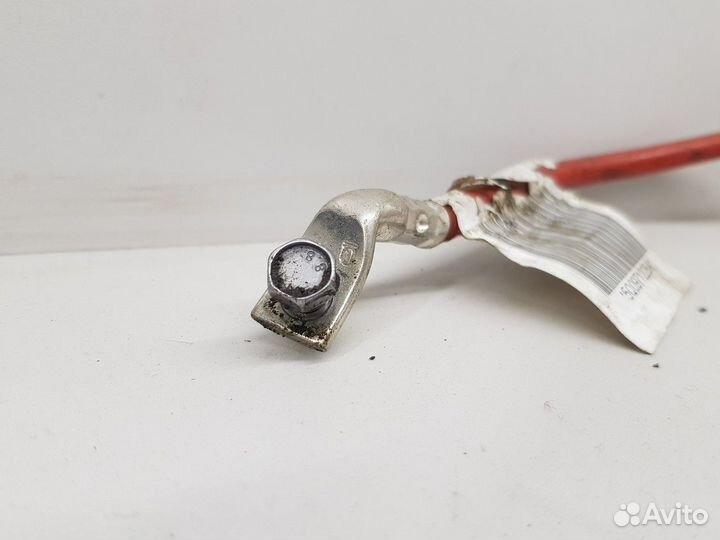 Клемма аккумулятора плюс (Audi A3)