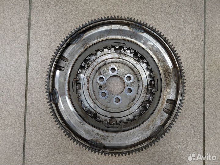 Маховик VAG VW Skoda 1,4TSI 04E105266