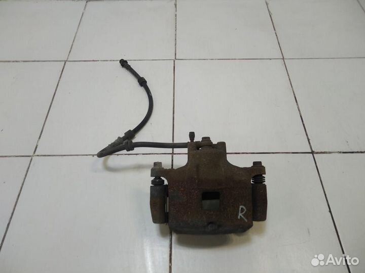 Суппорт передний правый Mitsubishi Outlander GF 20