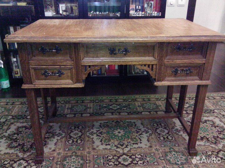 Стол старинный