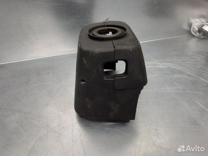 Кожух рулевой колонки нижний Audi 100 C4