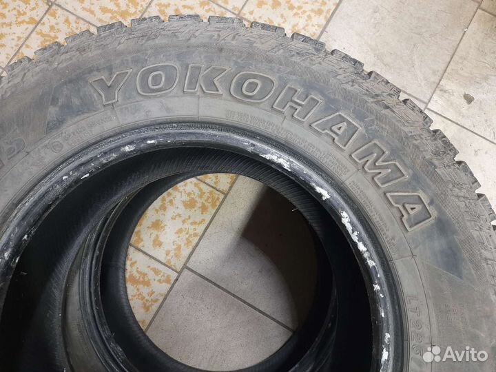 Yokohama A043 225/75 R16 112U