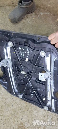 Hyundai tucson 3 стеклоподъемник передний правый