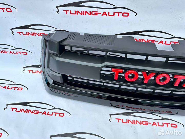 Решетка радиатора Toyota Tundra L4862