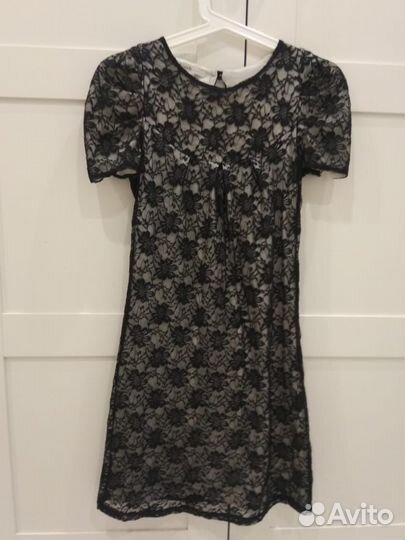 Платья женские 42 и 44 размер