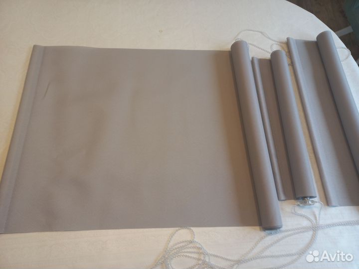 Шторы рулонные 3шт. Ширина 54, 54, 44.см