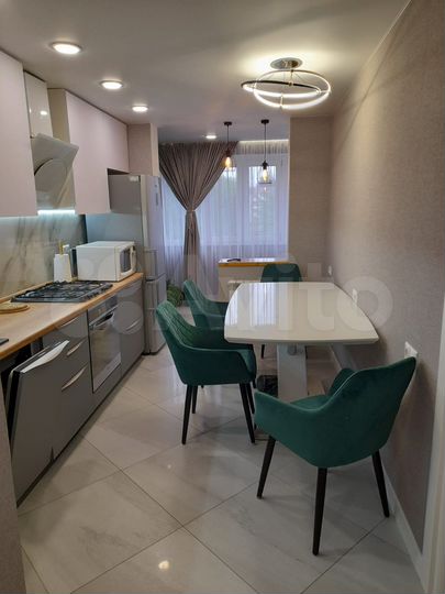 2-к. квартира, 73 м², 3/5 эт.