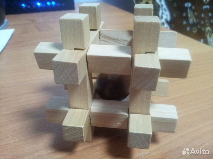 Головоломка из дерева