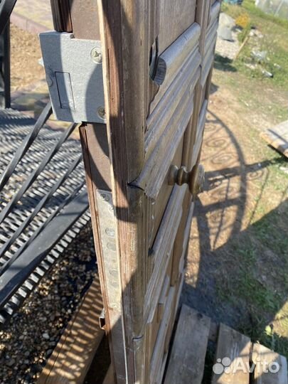 Дверь входная металлическая