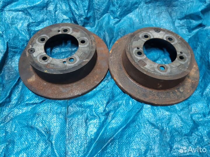 Диск тормозной задний Митсубиси. Контракт