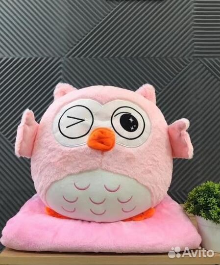 Плед с игрушкой 