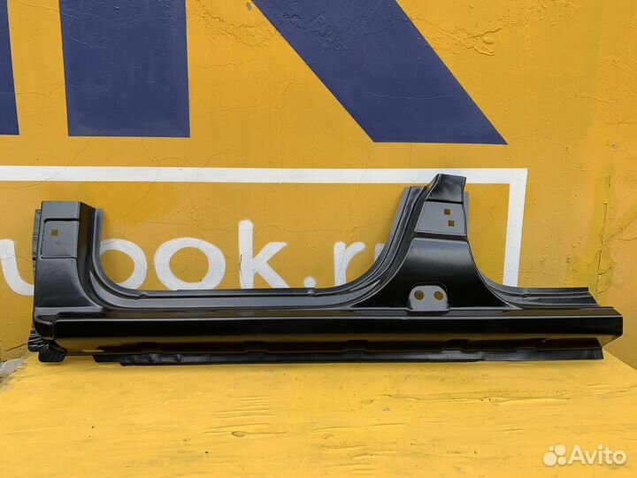 Порог левый renault logan 1