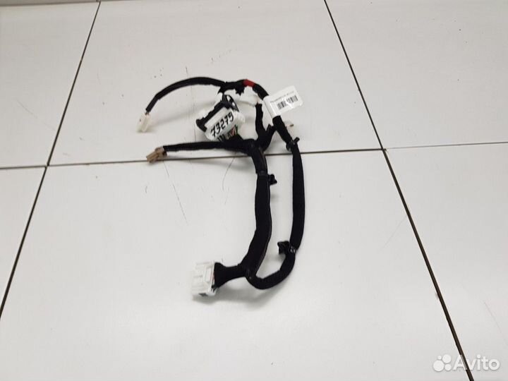 Электропроводка задней правой двери