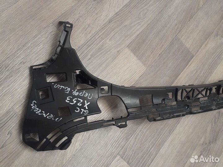 Кронштейн переднего бампера Mercedes GLC X253