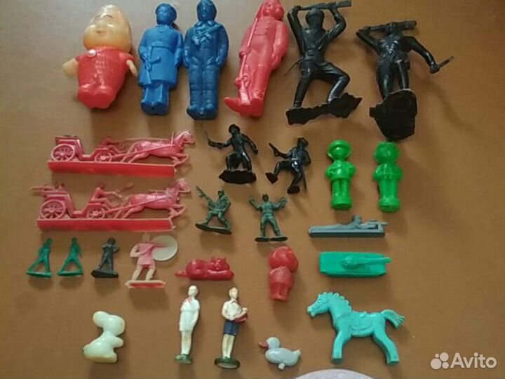 Солдатик СССР пионер фхи колкий пластик