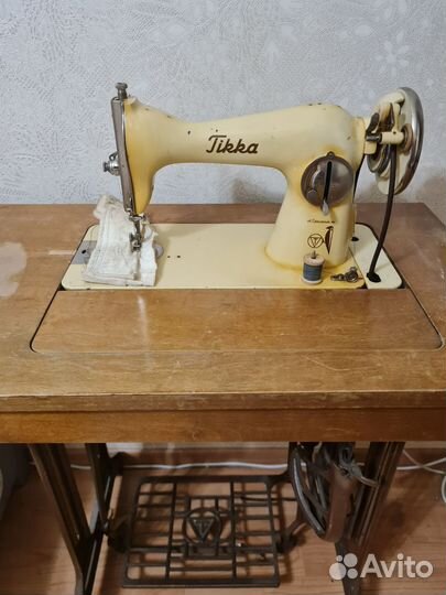 Швейная финская машинка Ticca