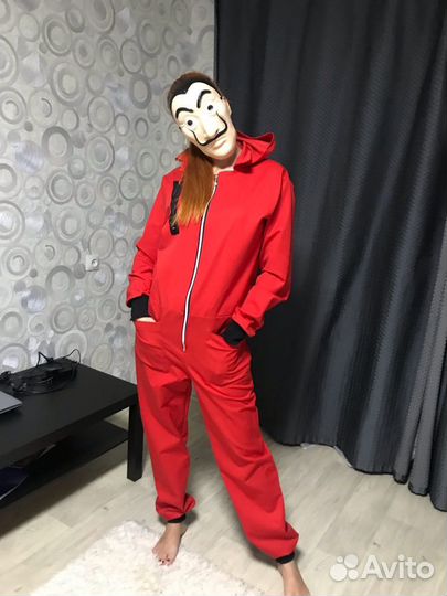 Костюм из сериала Бумажный Дом