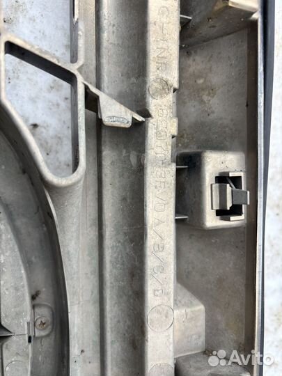 Решетка радиатора infiniti qx70 / fx 37