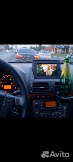 Автомагнитола USB, AUX,bluetooth на Тойоту Авенсис