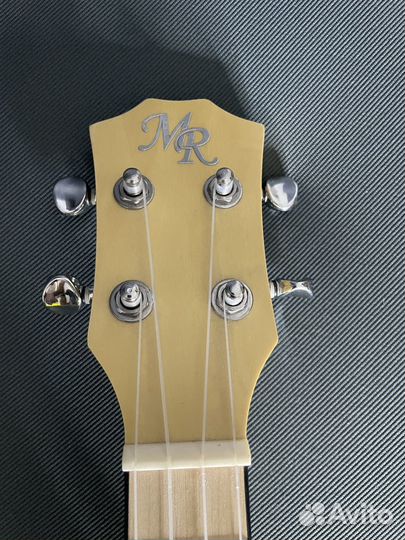 Банджолеле укулеле