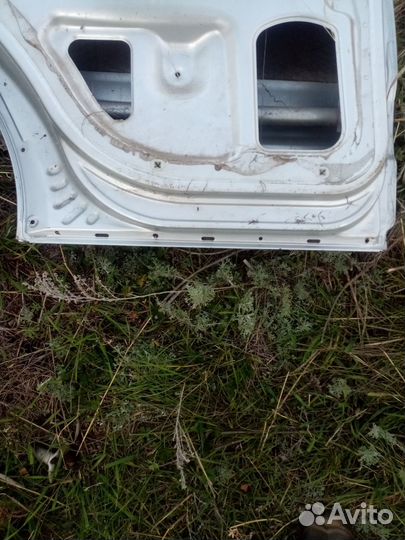 Дверь шевроле нива левая задняя