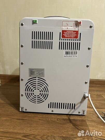 Кулер для воды электрический AquaWork